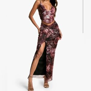 Boohoo co ord-top and midaxi skirt - size 4 - wore once